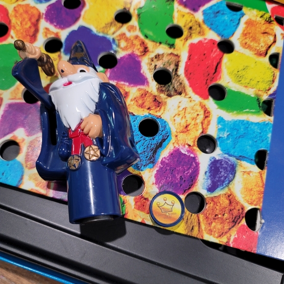 Magical maze the simple game of twists and turns ages 6 and up 2-4 players - Picture 3 of 11